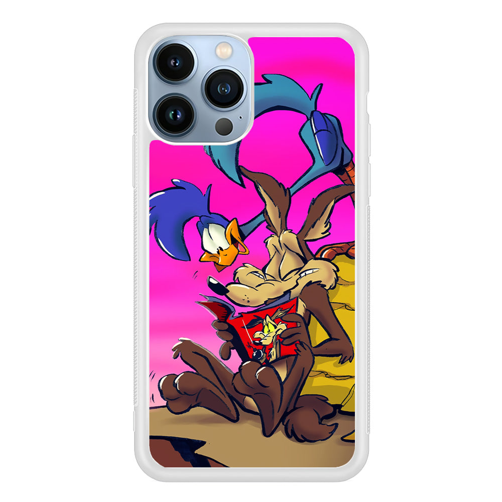 Looney Tunes Catch Road Runner iPhone 13 Pro Max Case