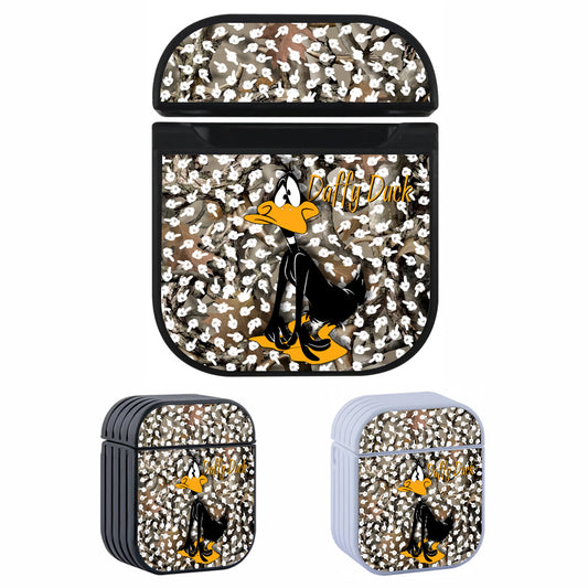 Looney Tunes Daffy Being Hunted Hard Plastic Case Cover For Apple Airpods
