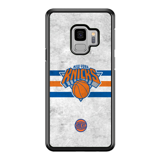 New York Knicks on Old Wall Samsung Galaxy S9 Case