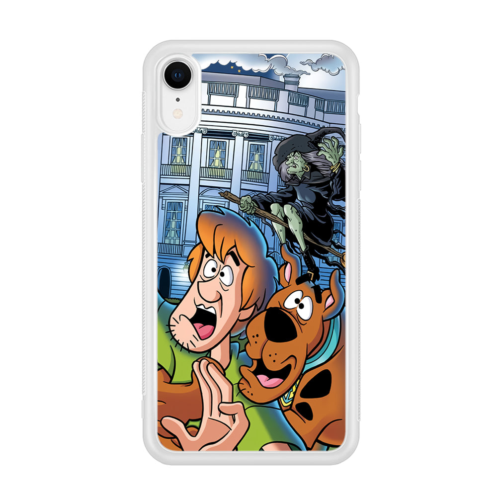 Scooby Doo Running From The Witch iPhone XR Case