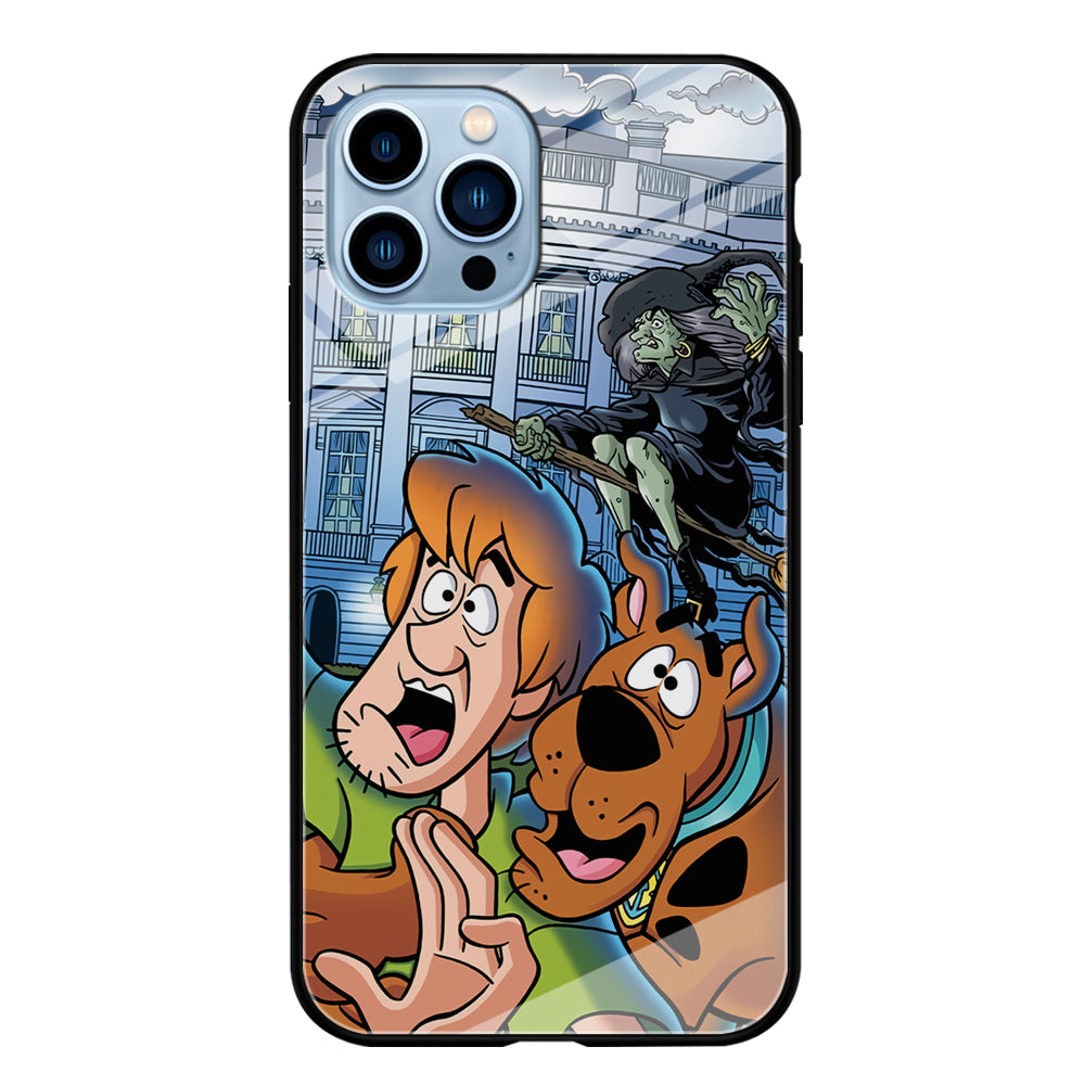 Scooby Doo Running From The Witch iPhone 13 Pro Max Case