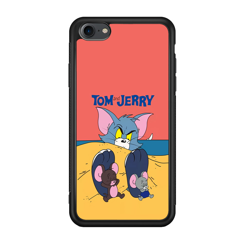 Tom and Jerry Enjoy at The Beach iPhone 8 Case