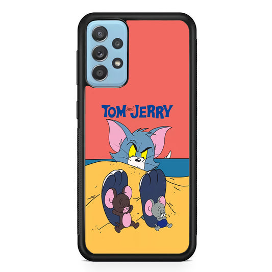 Tom and Jerry Enjoy at The Beach Samsung Galaxy A52 Case