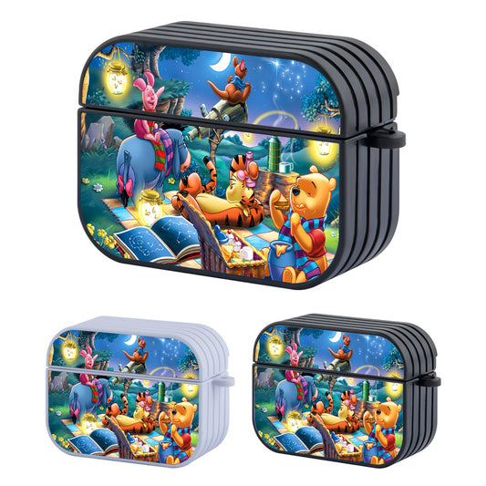 Winnie The Pooh Together in the Starry Night Hard Plastic Case Cover For Apple Airpods Pro